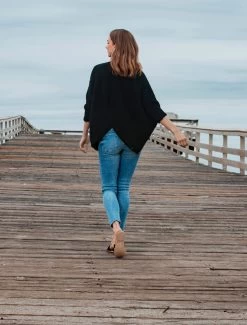 CozyChic® Shrug -Barefoot Dreams B823HR BLACK 1