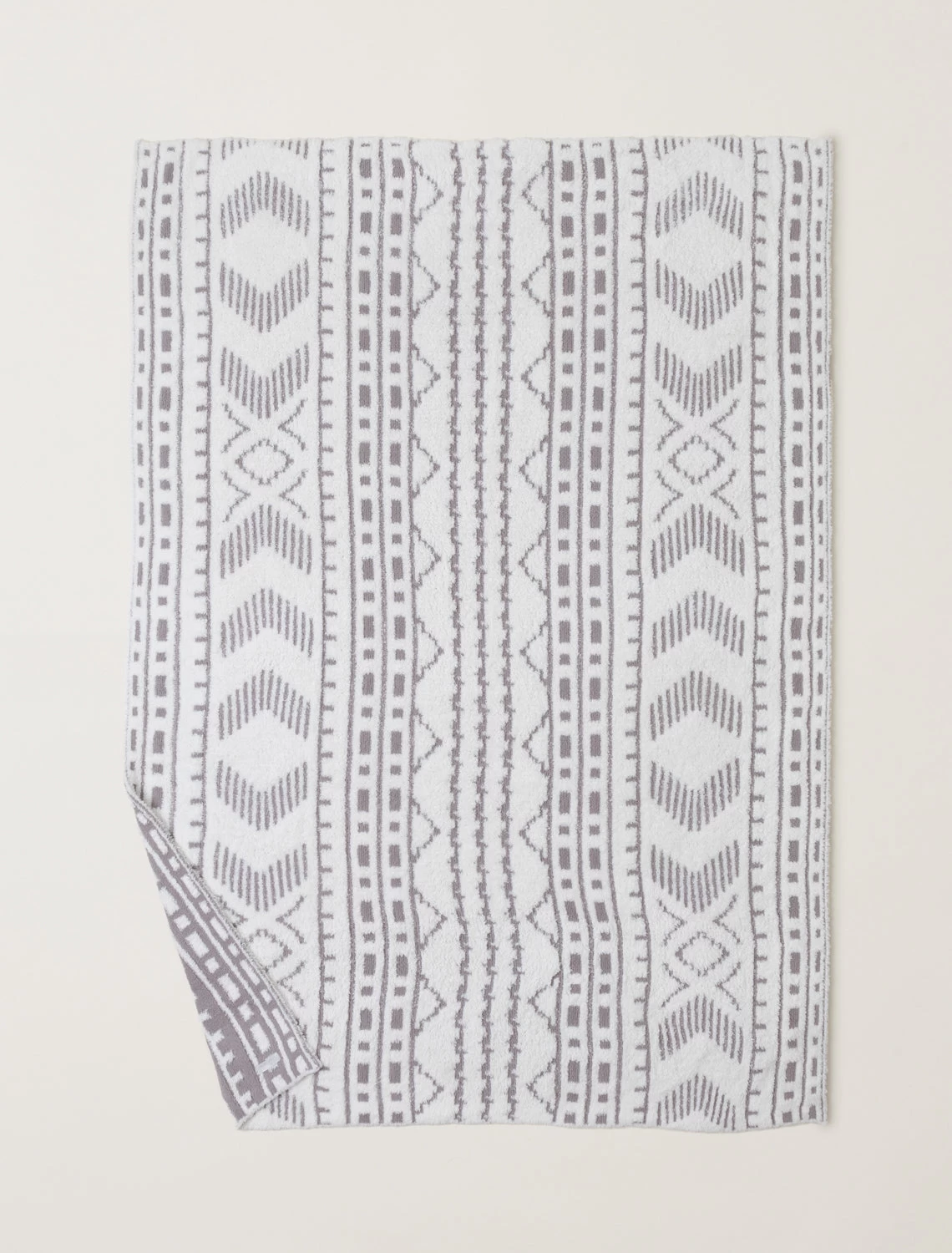 CozyChic® Artisan Throw 3 CozyChic® Artisan Throw - Image 3