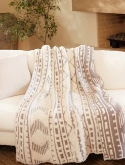 CozyChic® Artisan Throw 10 CozyChic® Artisan Throw -Barefoot Dreams BD FW23 D4 BDHCC21879 G4353