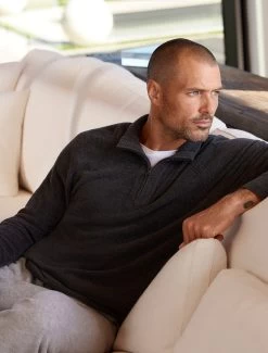 CozyChic Ultra Lite® Men's Half Zip Mock Pullover -Barefoot Dreams BFD SS23 MEN D BDMCU21740 0705 V1 web