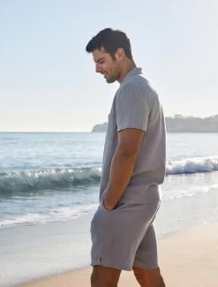 Malibu Collection® Men's Sun Soaked Shirt -Barefoot Dreams BFD SS 24 BDMMC22466 BDMMC22411 BeachRock 3564