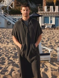 CozyChic® Cotton Sun Waves Changing Cozy -Barefoot Dreams BFD SS 24 BDUNV22361 Carbon 3933 c19fa740 de7e 4f33 a2e5 3a0af7525775