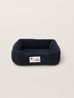 CozyChic® Team USA Pet Bed -Barefoot Dreams USPCC22435 Indigo 3 W